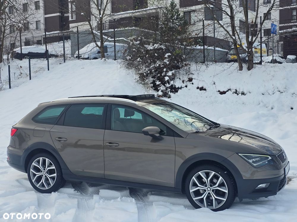 Seat Leon 2.0 TDI Start&Stop 4Drive DSG X-Perience - 36
