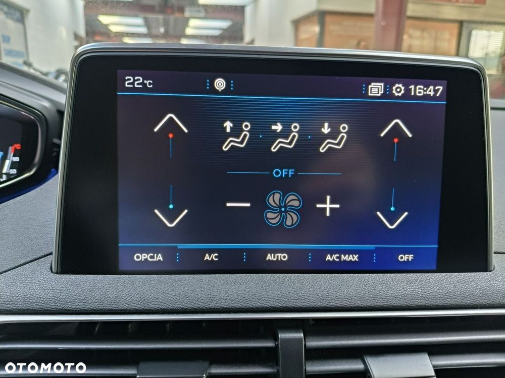 Peugeot 3008 1.6 PureTech GPF GT Line S&S EAT8 - 37