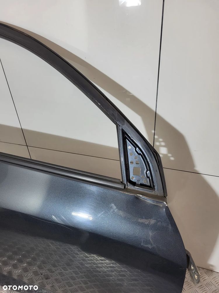 Toyota Rav4 III Drzwi Prawy Przód 1E0 - 3