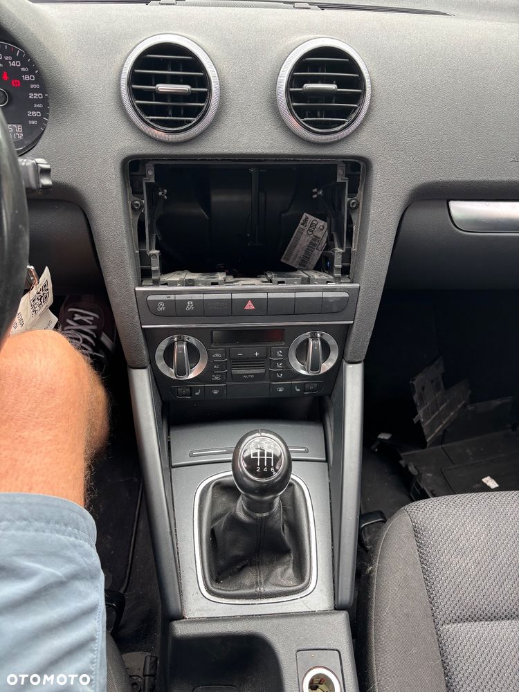 Audi A3 Sportback - 8