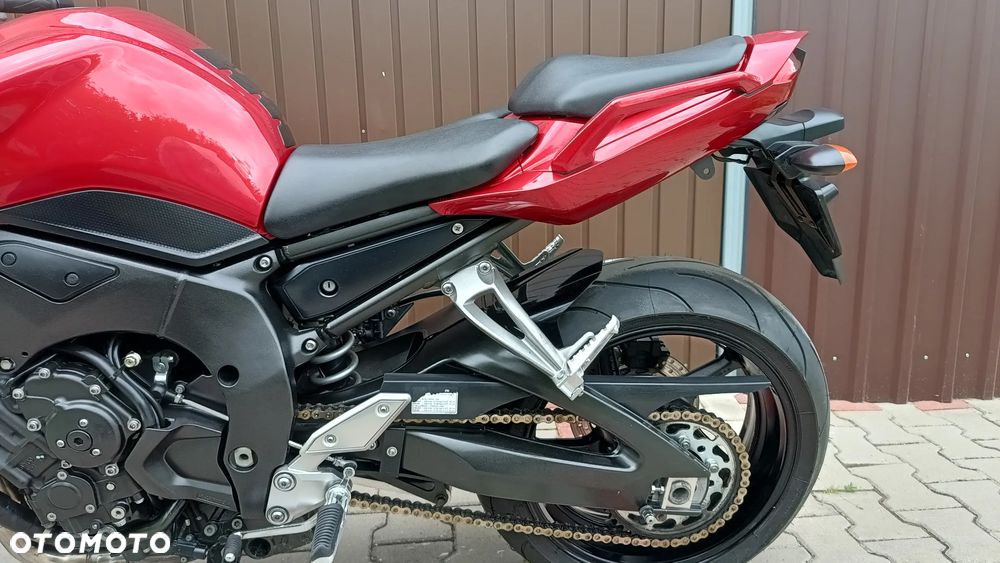 Yamaha FZ - 23