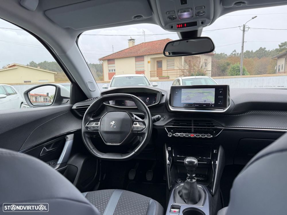 Peugeot 2008 1.2 PureTech Allure - 33