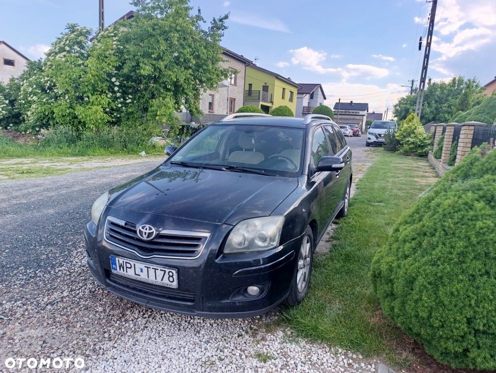 Toyota Avensis - 7