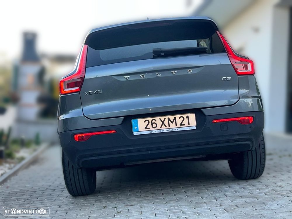 Volvo XC 40 2.0 D3 Momentum - 10