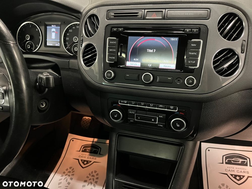 Volkswagen Tiguan 2.0 TDI SCR BlueMotion Technology Exclusive - 25
