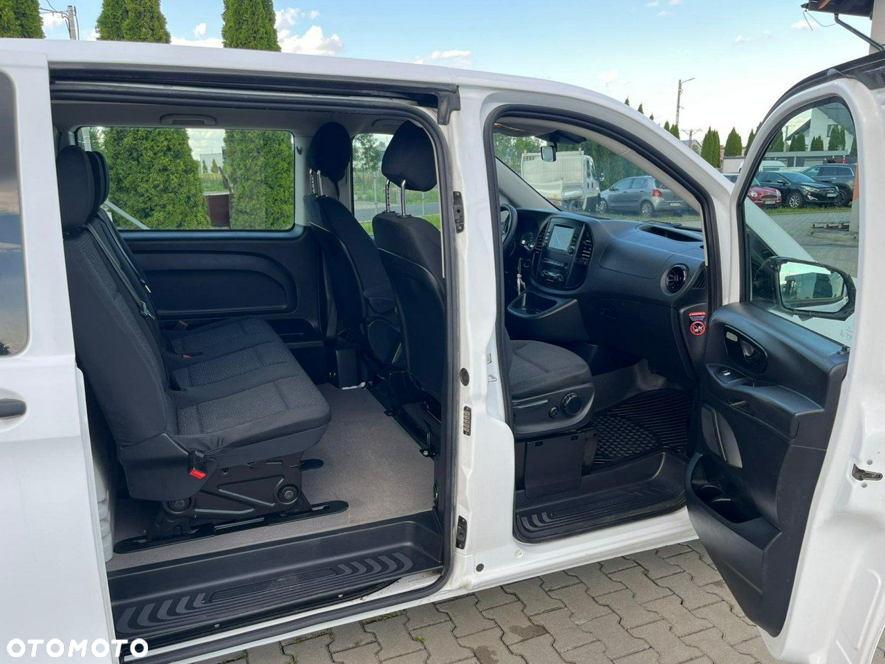 Mercedes-Benz Vito - 17
