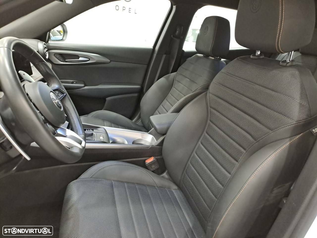 Alfa Romeo Tonale 1.6 VGT-D Ti - 9