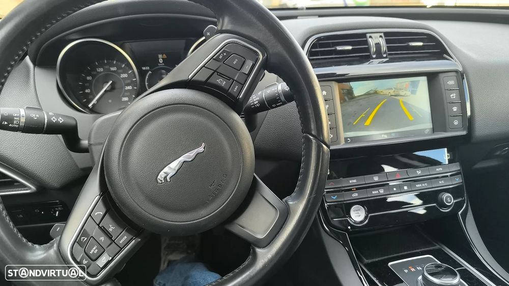 Jaguar XE 2.0 D Pure Aut. - 9