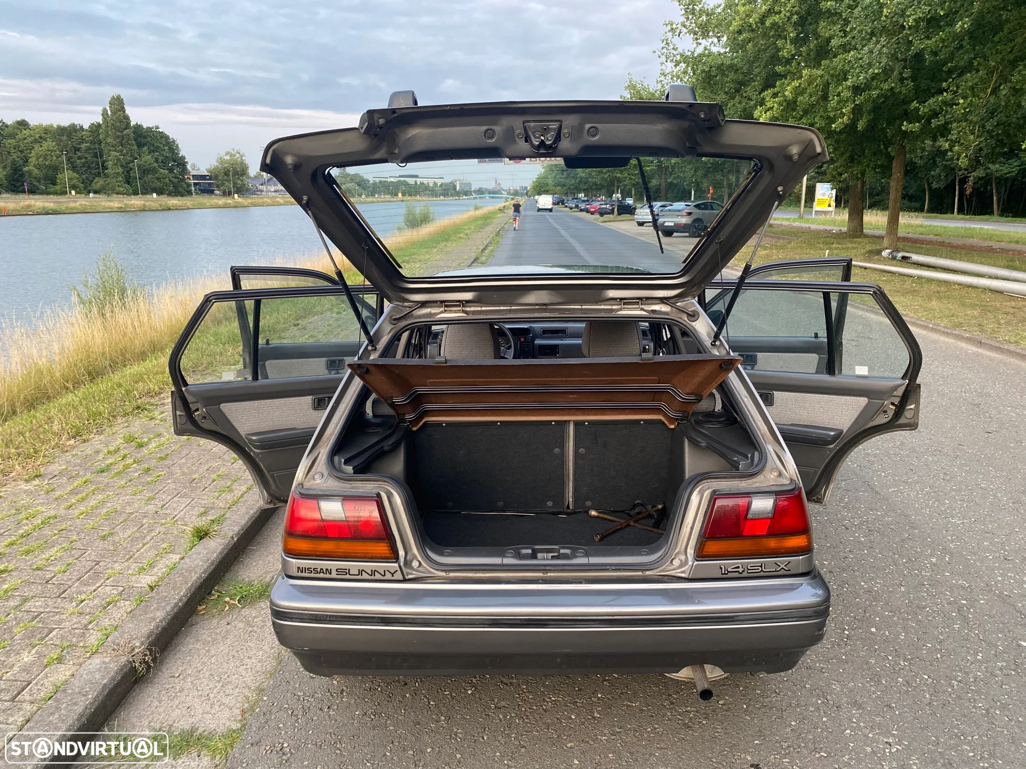 Nissan Sunny Hatchback 1.4 SLX - 8