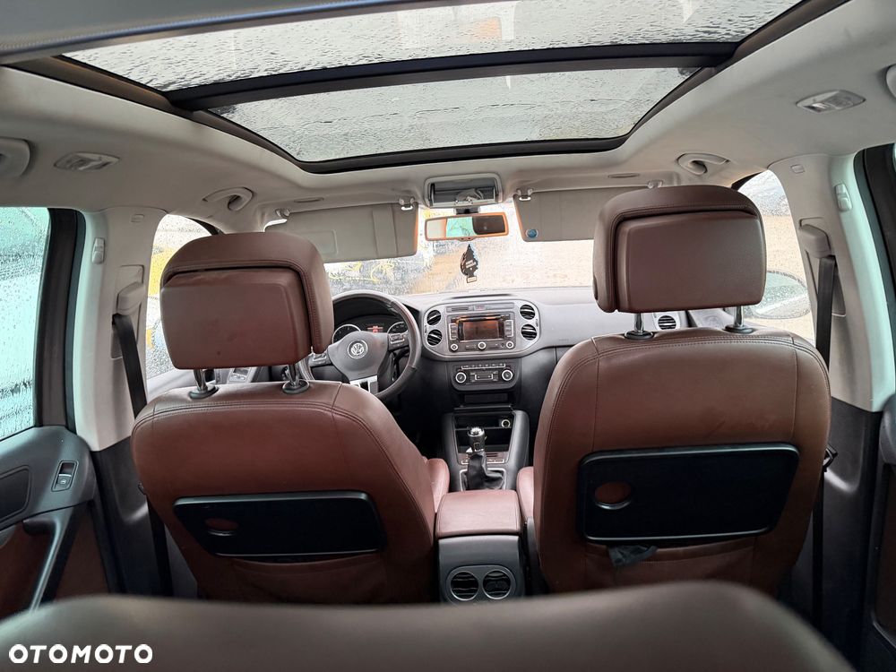 Volkswagen Tiguan 2.0 TDI DPF BlueMotion Technology Exclusive - 6