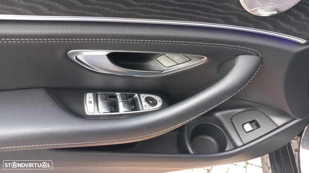 Mercedes-Benz E 300 de AMG Line - 17
