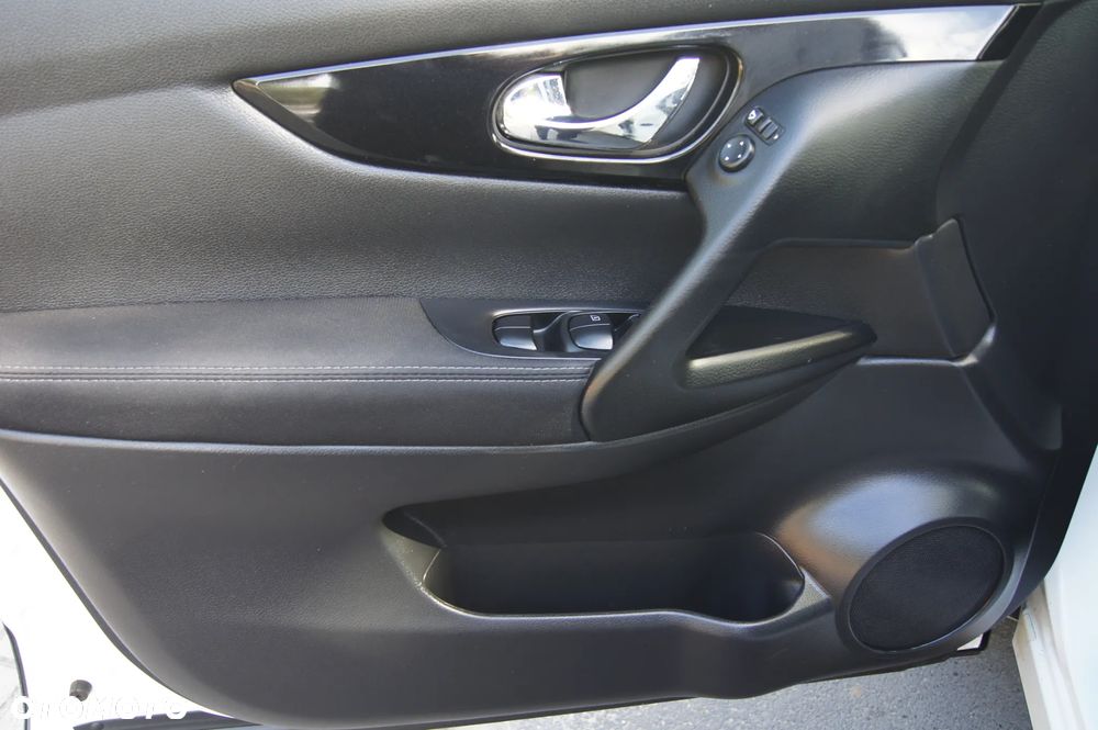 Nissan Qashqai 1.2 DIG-T N-Connecta - 9