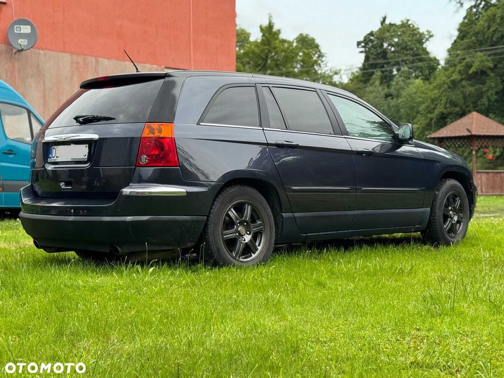 Chrysler Pacifica - 5