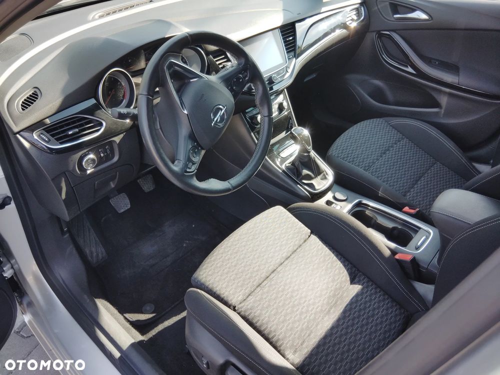 Opel Astra 1.4 Turbo Innovation - 21