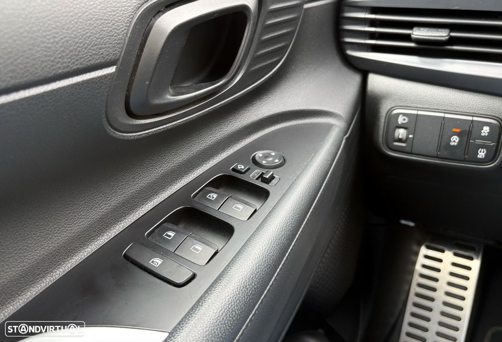 Hyundai Bayon 1.0 T-GDI Premium TT - 10
