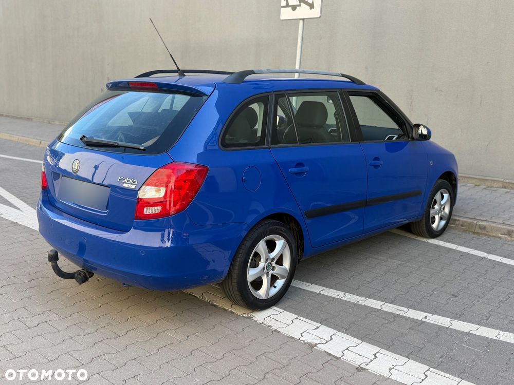 Skoda Fabia 1.4 16V Elegance Plus - 6