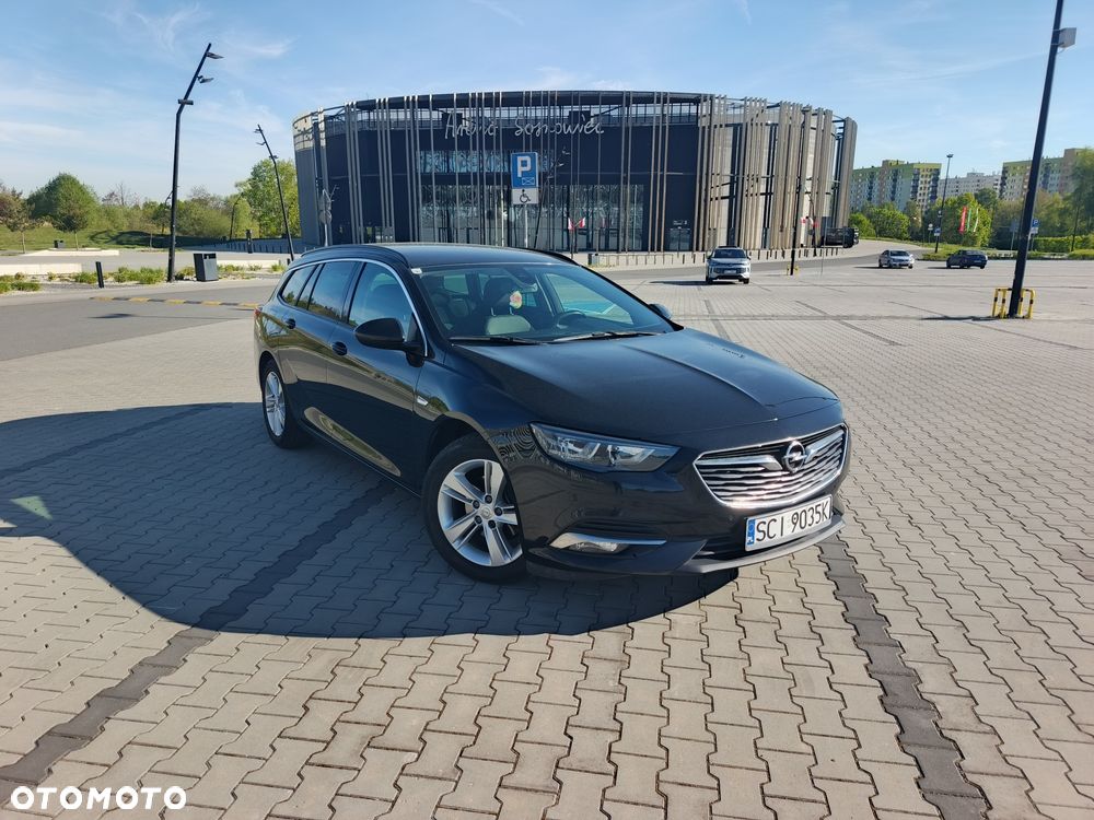 Opel Insignia - 1