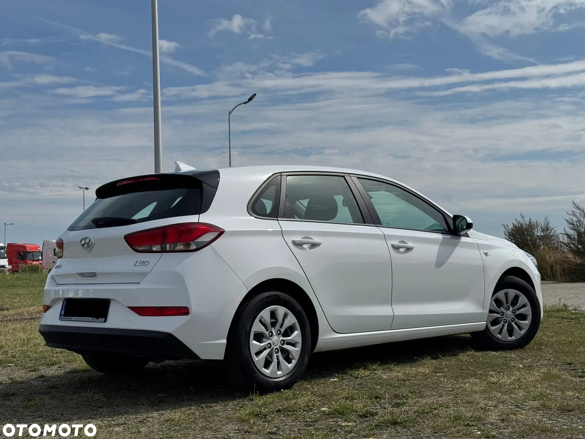 Hyundai i30 1.6 D Classic + - 4