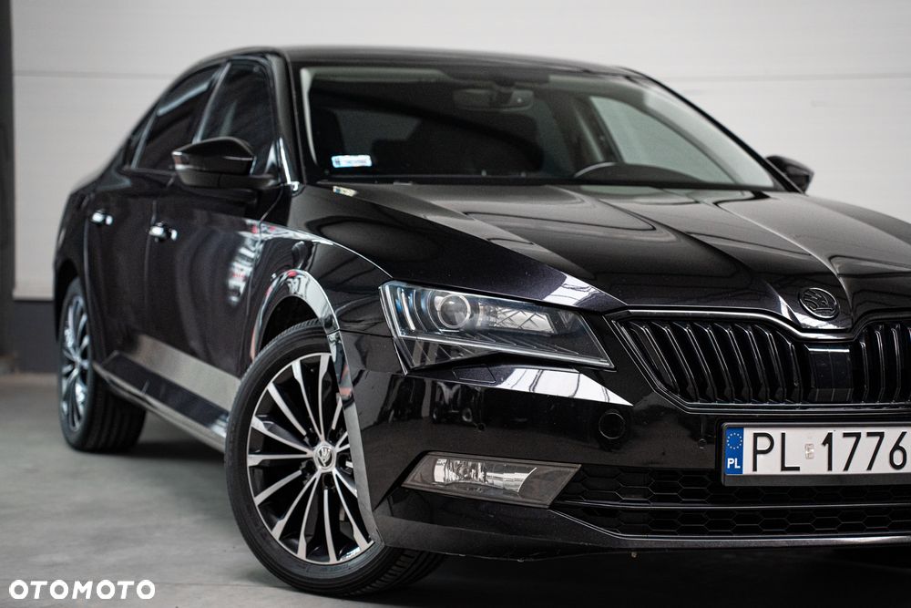 Skoda Superb 2.0 TDI DSG Premium Edition - 15