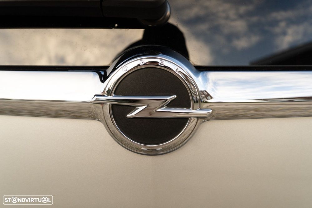 Opel Zafira 1.6 CDTi Cosmo - 24