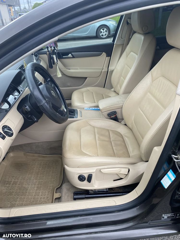Volkswagen Passat 2.0 TDI 4Motion BlueMotion Technol. Comfortline - 8