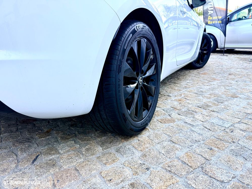 Opel Astra GTC 1.4 T - 18