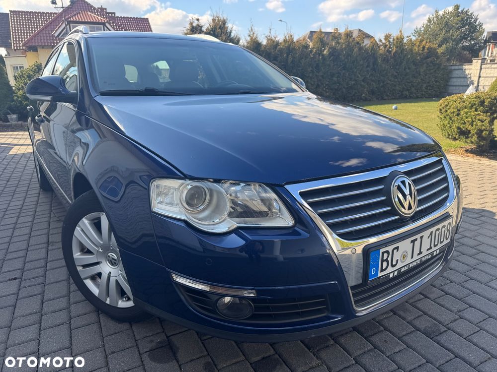 Volkswagen Passat 1.6 FSI Comfortline - 1