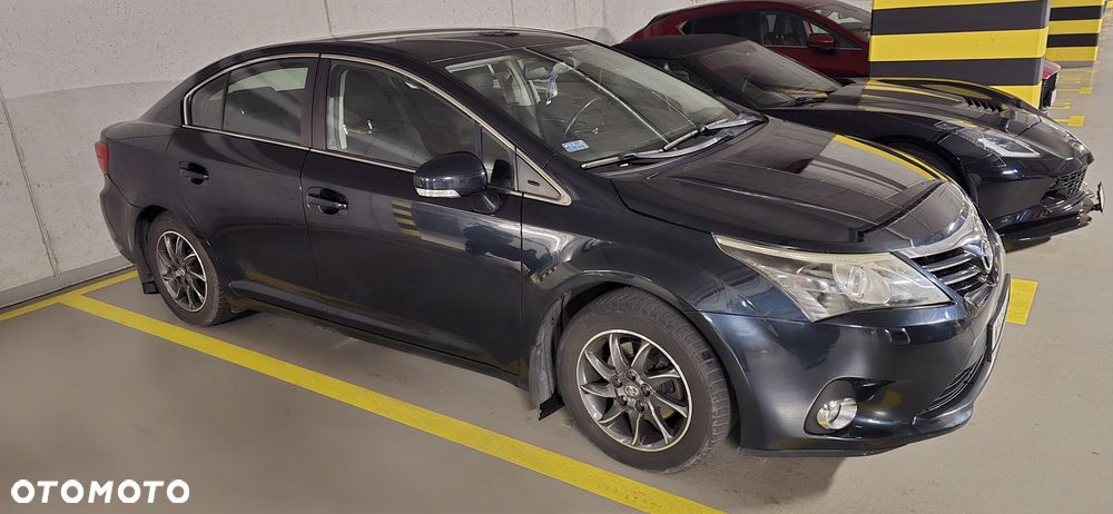 Toyota Avensis 1.8 Premium - 1
