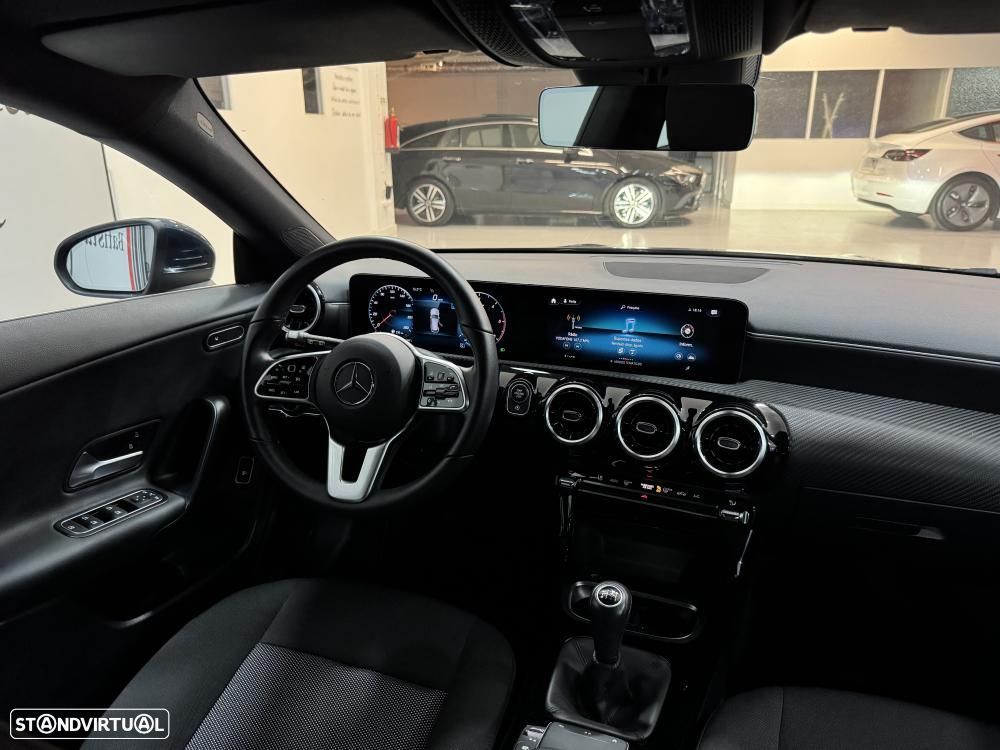 Mercedes-Benz CLA 180 d Style - 41