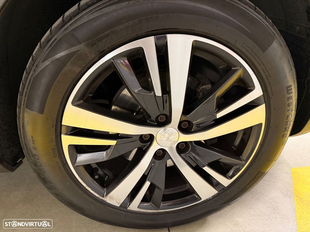 Peugeot 3008 PureTech 130 Stop & Start GPF Active Pack - 10