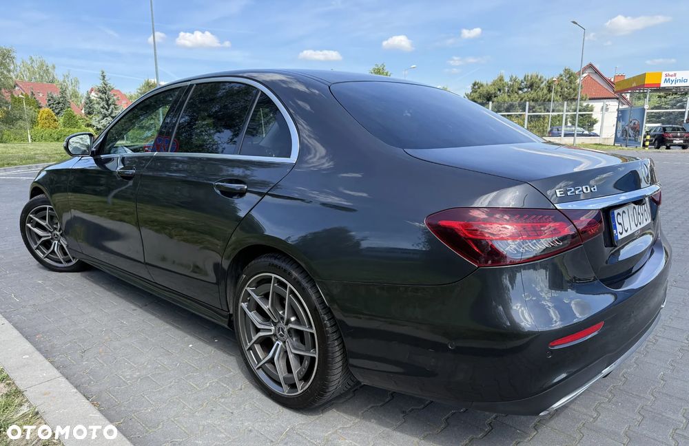 Mercedes-Benz Klasa E 220 d 4-Matic AMG - 3