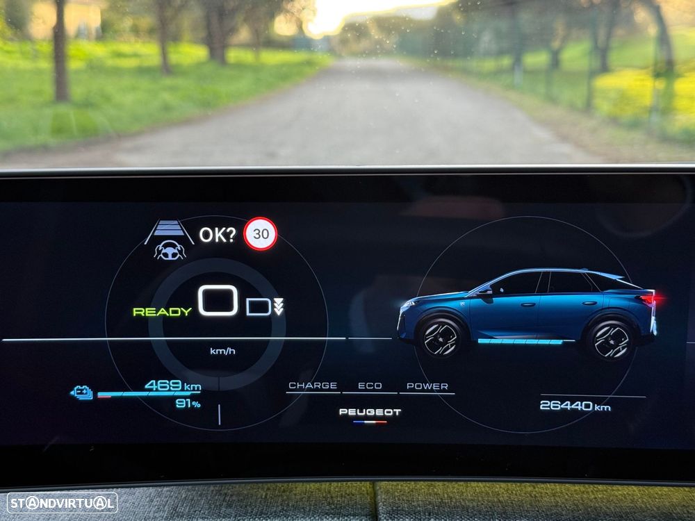 Peugeot E-3008 73 kWh GT - 37