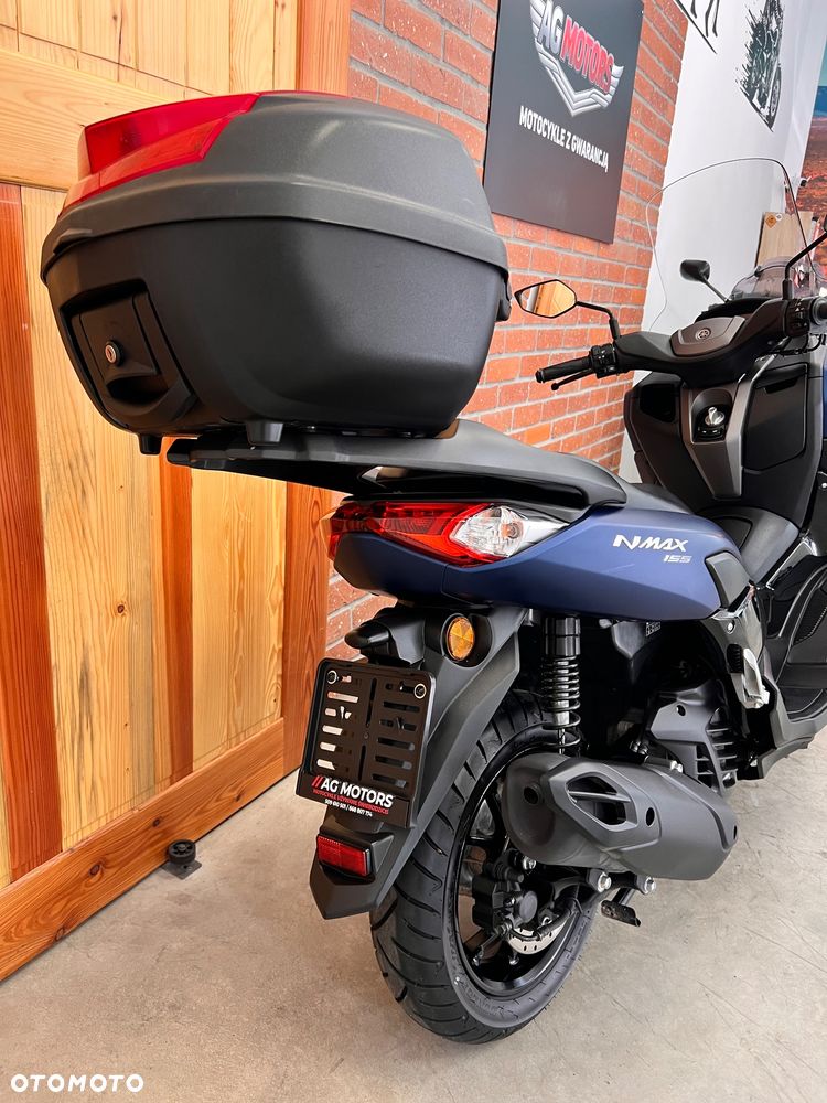 Yamaha NMAX - 8
