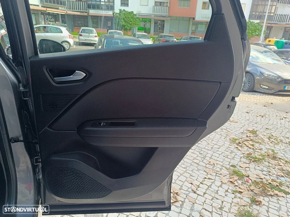 Renault Captur 1.6 E-Tech Plug-In Intens - 34