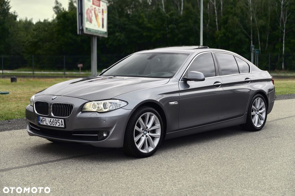BMW Seria 5 535i xDrive Sport-Aut Modern Line - 7