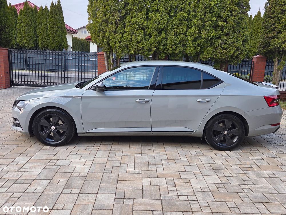 Skoda Superb 2.0 TDI SCR 4x4 Sportline DSG - 4