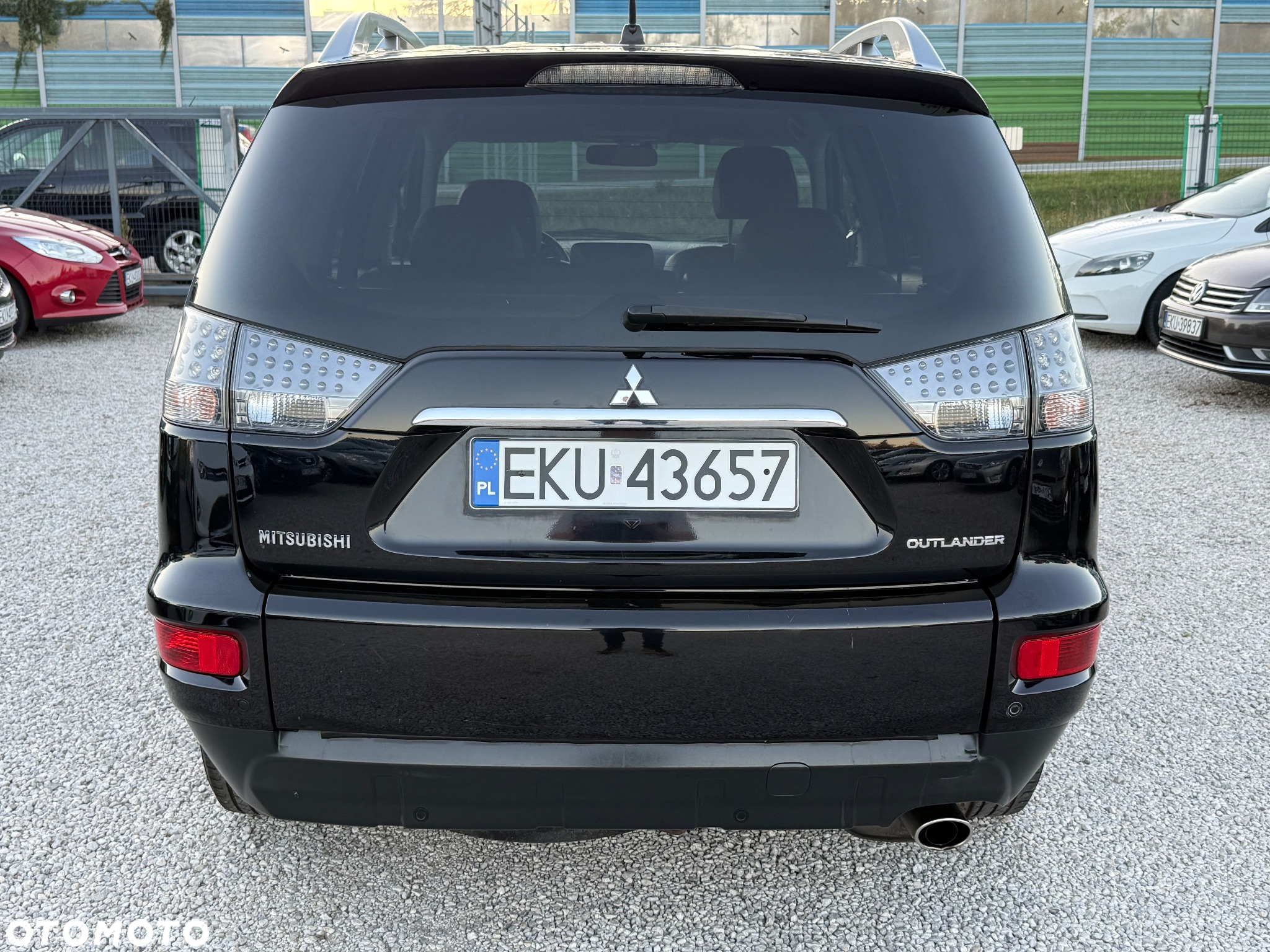 Mitsubishi Outlander 2.0 2WD CVT Invite - 9