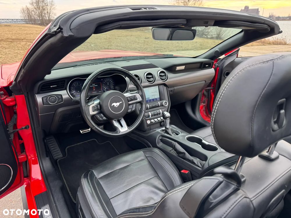 Ford Mustang 5.0 V8 GT - 26