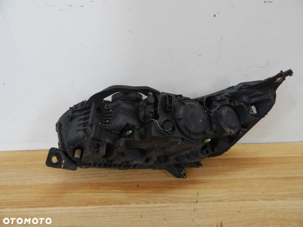 Lampa prawy przód LED Citroen C5 x7 08-17 Lift Łuków części - 5