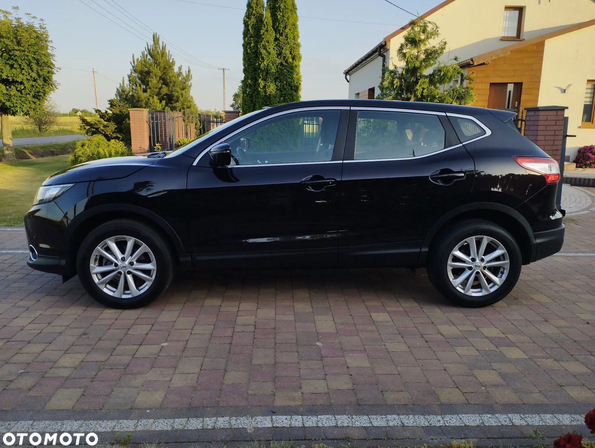 Nissan Qashqai 1.2 DIG-T Xtronic TEKNA - 3