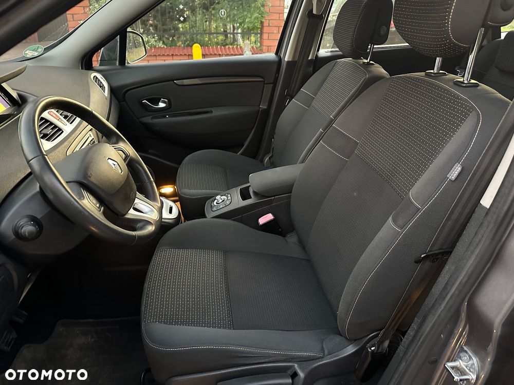 Renault Grand Scenic Gr 2.0 16V Privilege CVT - 17
