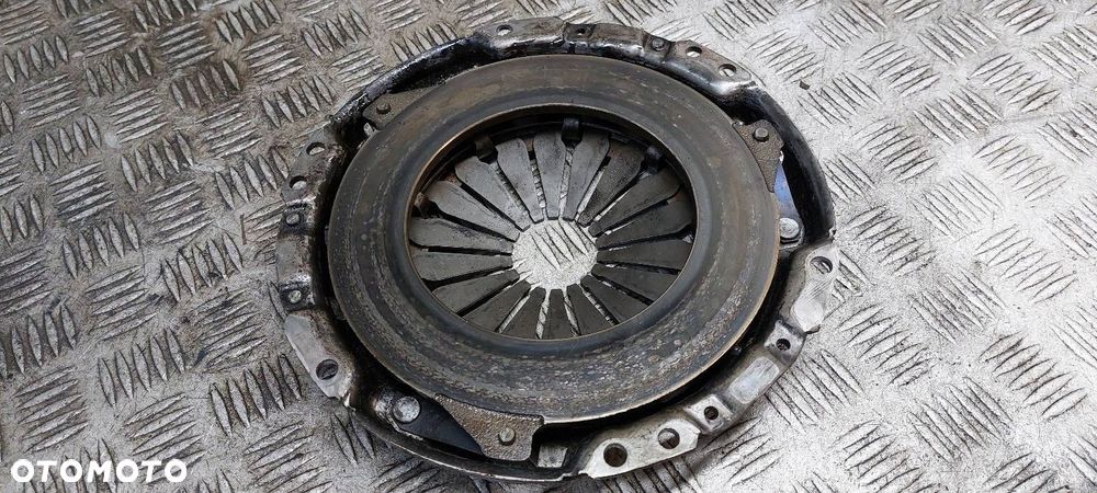 SPRZĘGŁO TARCZA + DOCISK TOYOTA AVENSIS T25 1.8 16V - 2