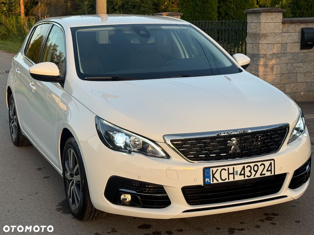 Peugeot 308 1.2 PureTech Allure S&S - 19