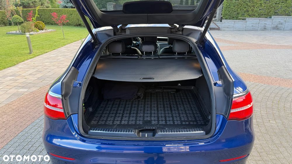 Mercedes-Benz GLC - 22