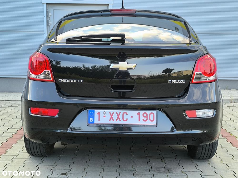 Chevrolet Cruze 1.6 LS - 15