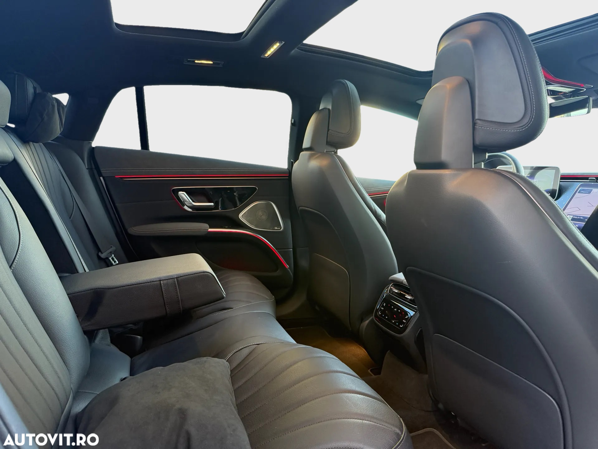 Mercedes-Benz EQS 450 4MATIC - 11