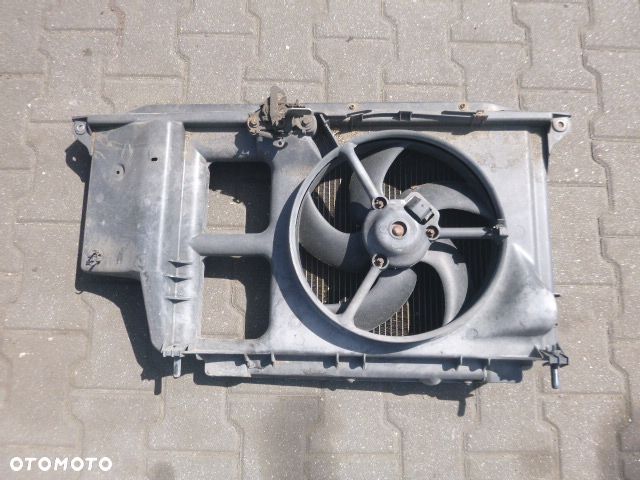 PAS PRZEDNI WZMOCNIENIE CZOŁOWE PEUGEOT 206 BEZ KLIMATYZACJI - 2
