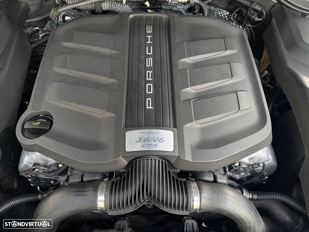 Porsche Cayenne GTS - 42