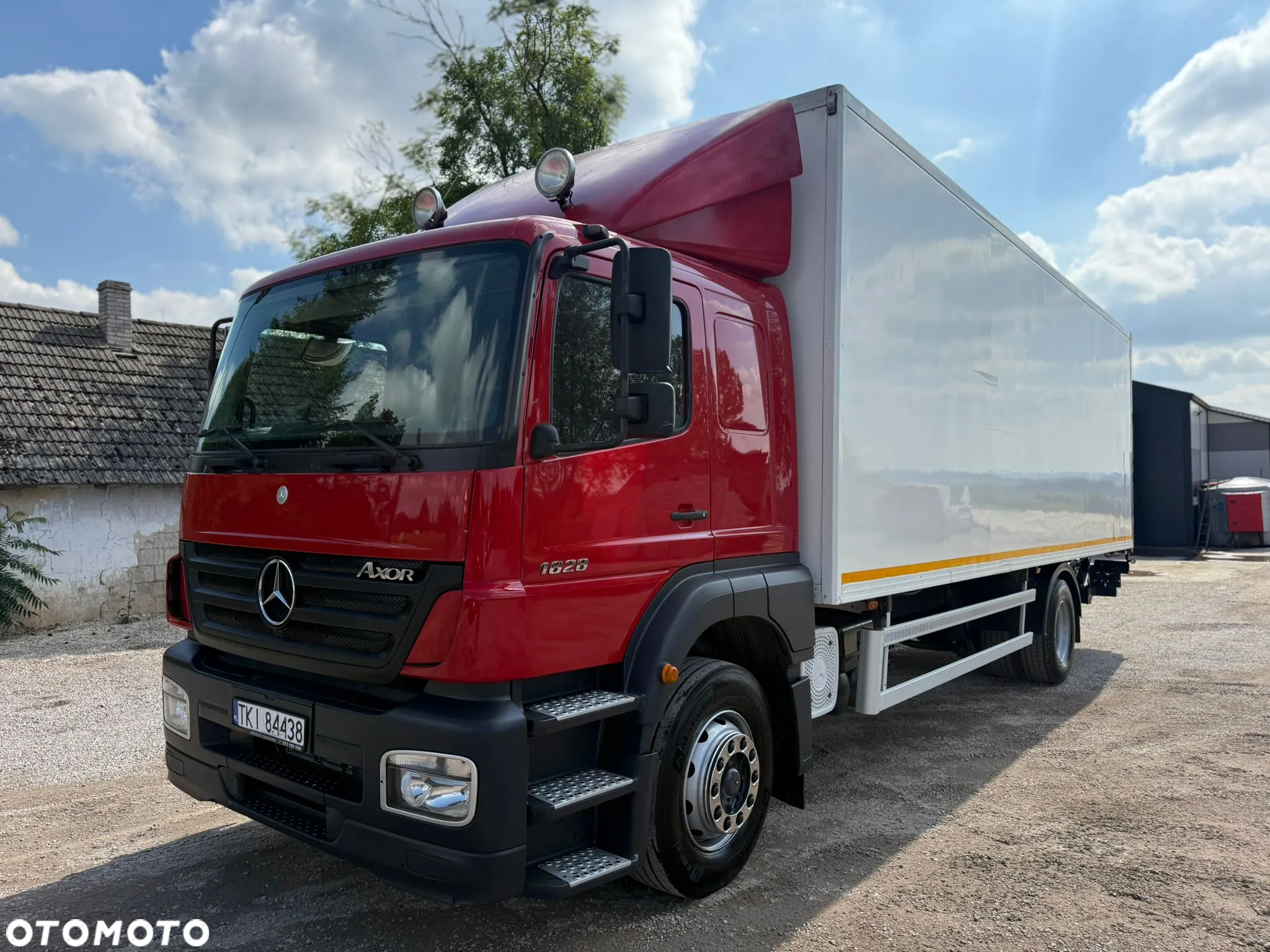 Mercedes-Benz 1828 L - 3