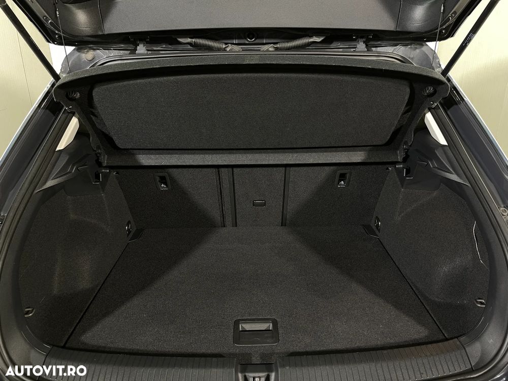 Volkswagen T-Roc 2.0 TDI DSG Design - 13